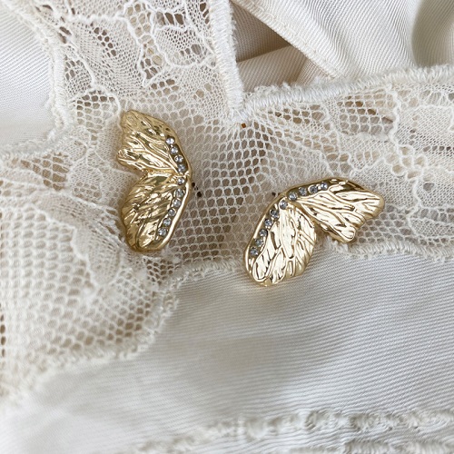 Light wings